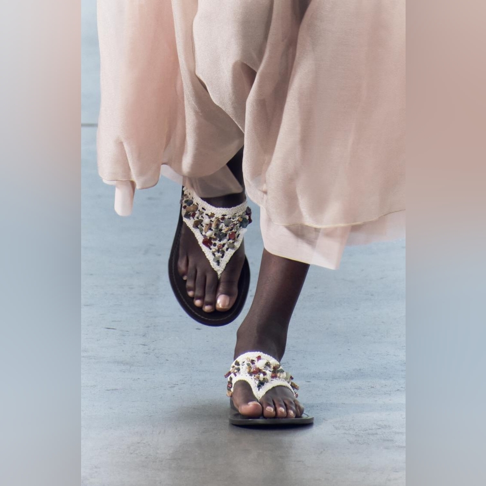 Zara Limited Edition Low Heel Sandals - Picture 6 of 7